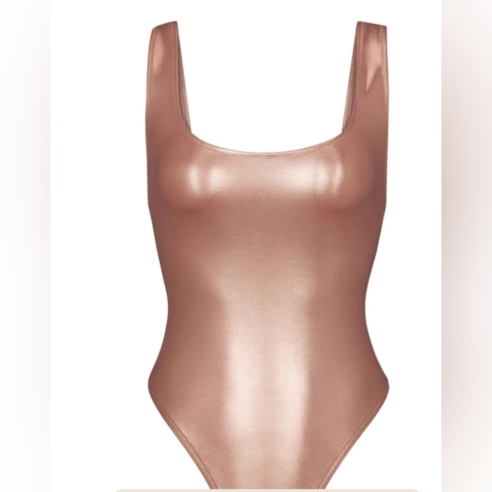 SKIMS METALLIC SWIM HIGH CUT ONE PIECE/ CHAMPAGNE/ NWT/ 4X